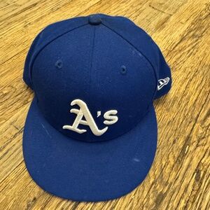 Preowned New Era Size 7 1/2 Oakland Athletics Blue White Baseball Cap Hat